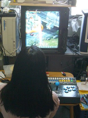 ケツイプレイ中のKASUMi嬢